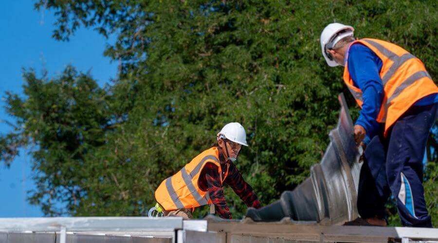 Professional metal roof installation in Carson City, MI
